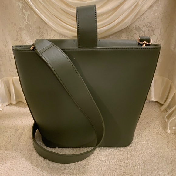 IRIDESCENCE NEW YORK - Picture 7 of 11